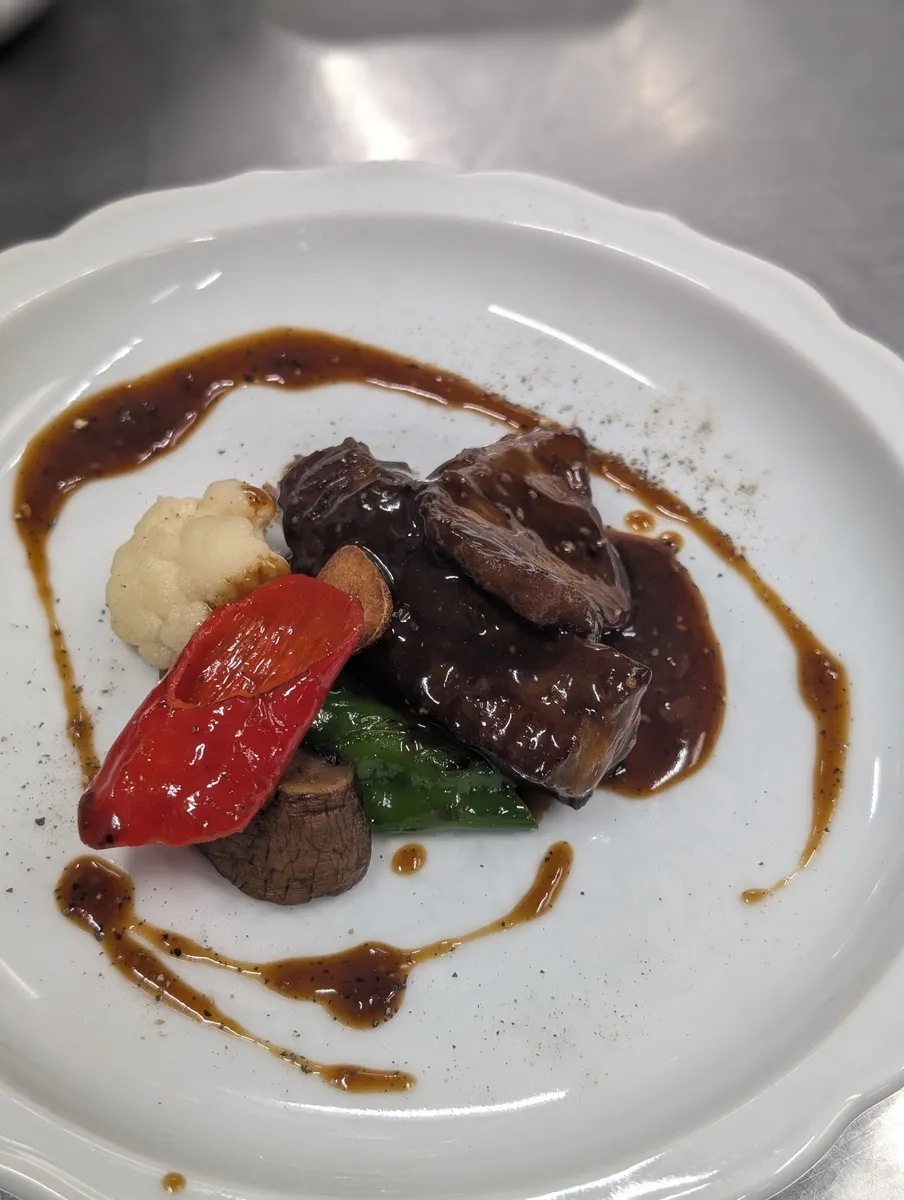 黒椒炒牛肉 - 簡単中華賄シェフによる技術アーカイブ | Chef's Memo